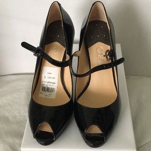 New Black patent Cole Haan Heels